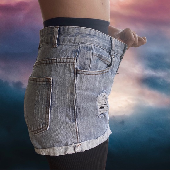 High waist button-up jean shorts - Picture 7 of 7